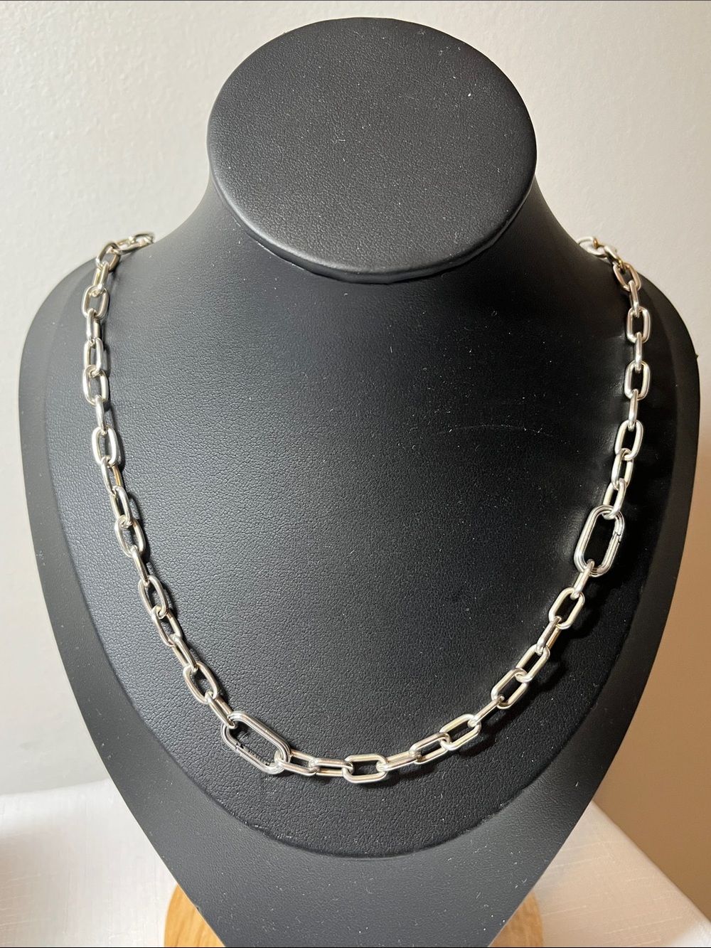 Pandora ME Small-Link Chain Necklace. Crafted in 925 Sterling Silver